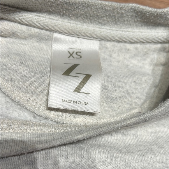 Harvard Gray Sweater - Picture 5 of 7